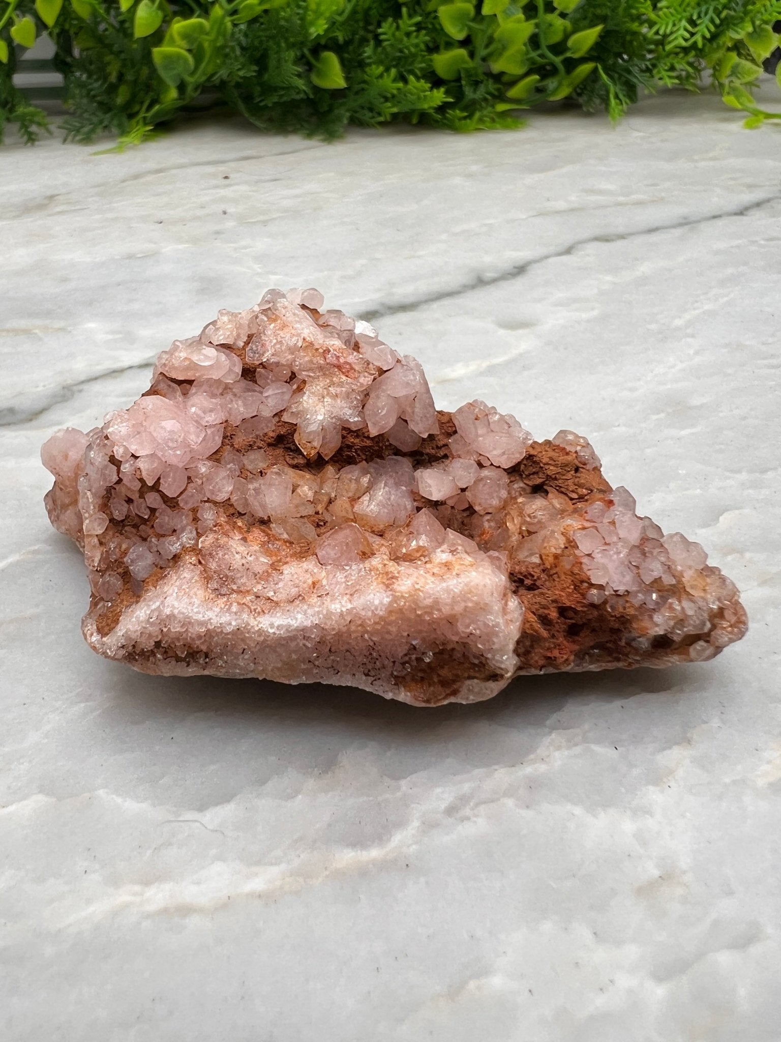 Rosa Amethyst-Cluster (8 cm) von KEY LIME STORE