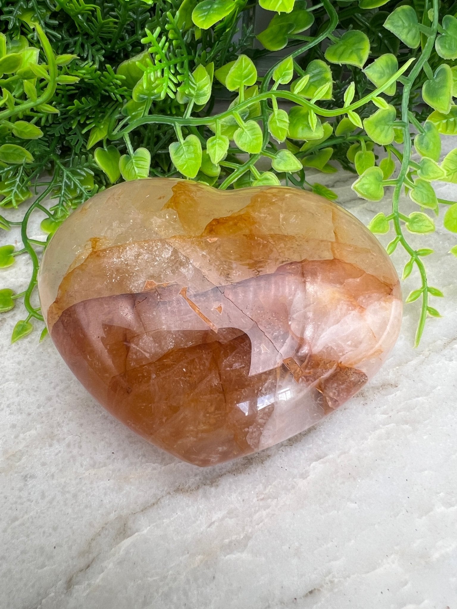 Golden Healer (Limonitquarz)-Herz (8 cm) von KEY LIME STORE