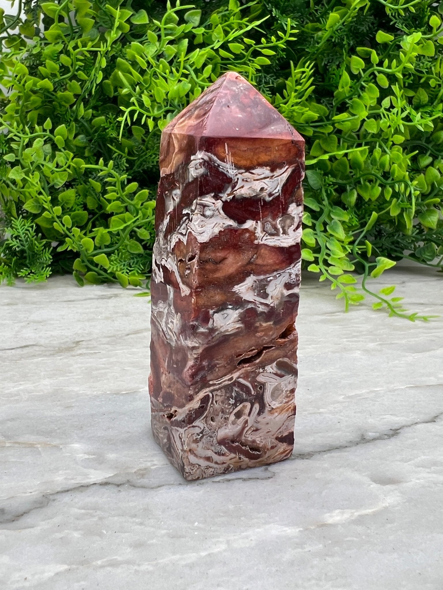 Roter Jaspis-Turm (10 cm) von KEY LIME STORE