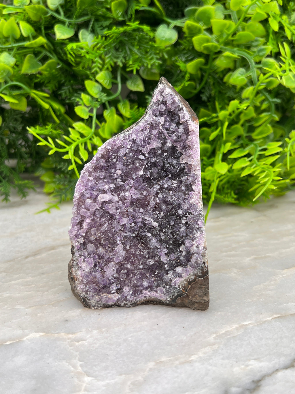 Amethist cluster cut base