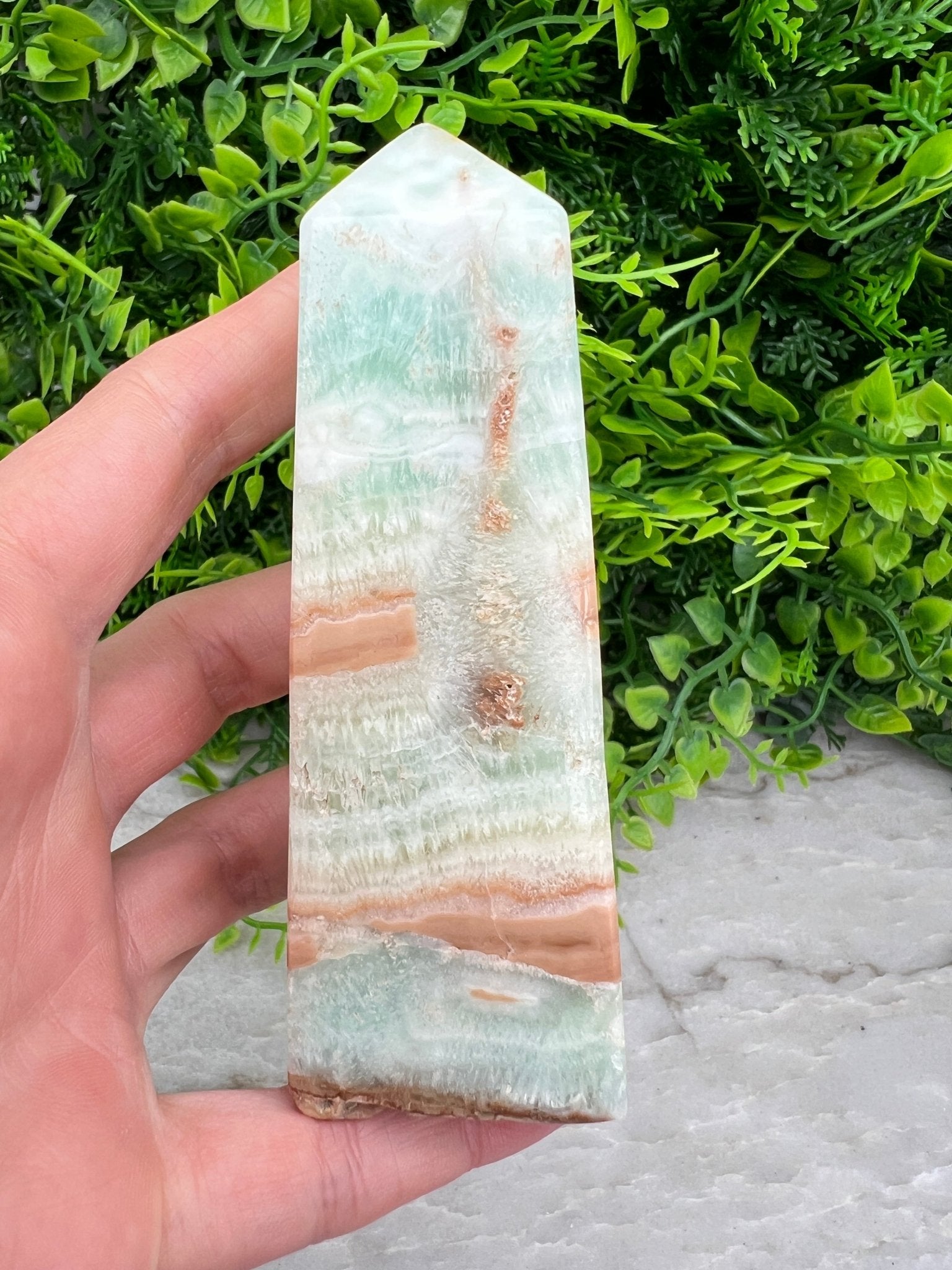 Turm aus blauem Aragonit (Caribbean Blue Calcite) (10 cm) von KEY LIME STORE