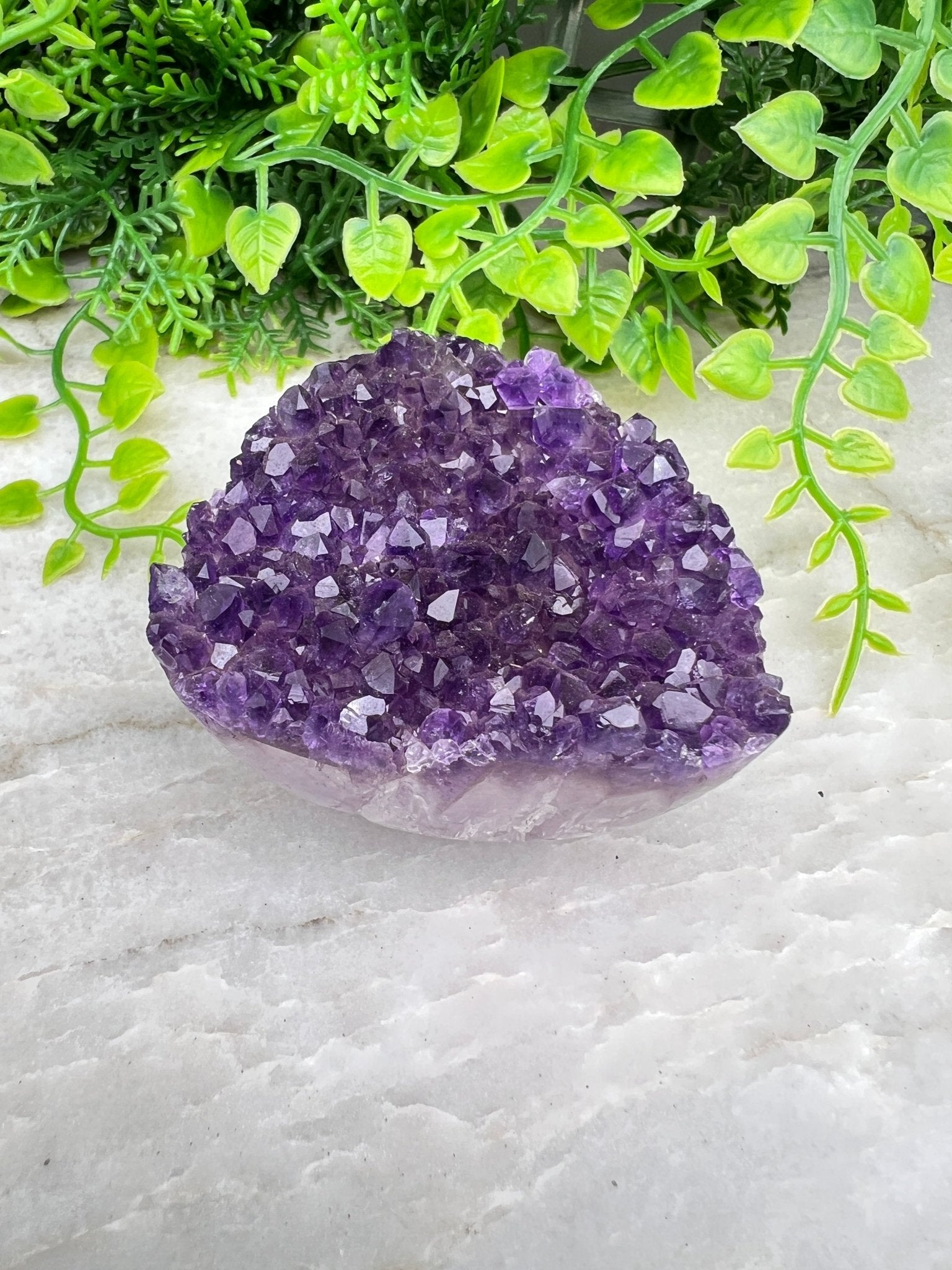 Amethyst-Cluster, rundum poliert (6 cm) von KEY LIME STORE