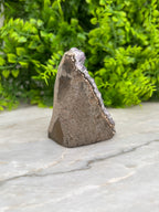 Amethist cluster cut base