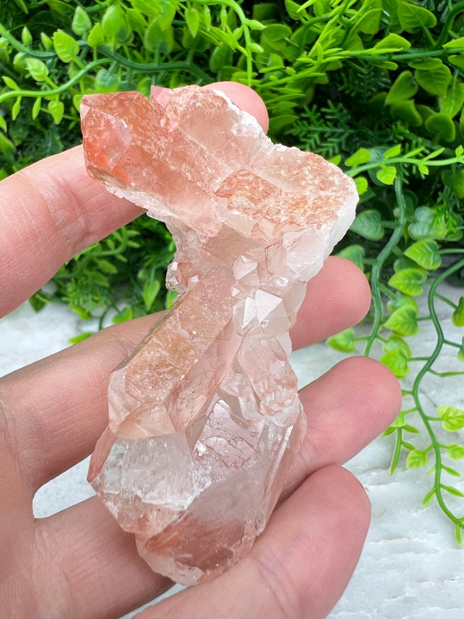 Red Healer (Hämatit-Quarz)-Cluster (7 cm) von KEY LIME STORE