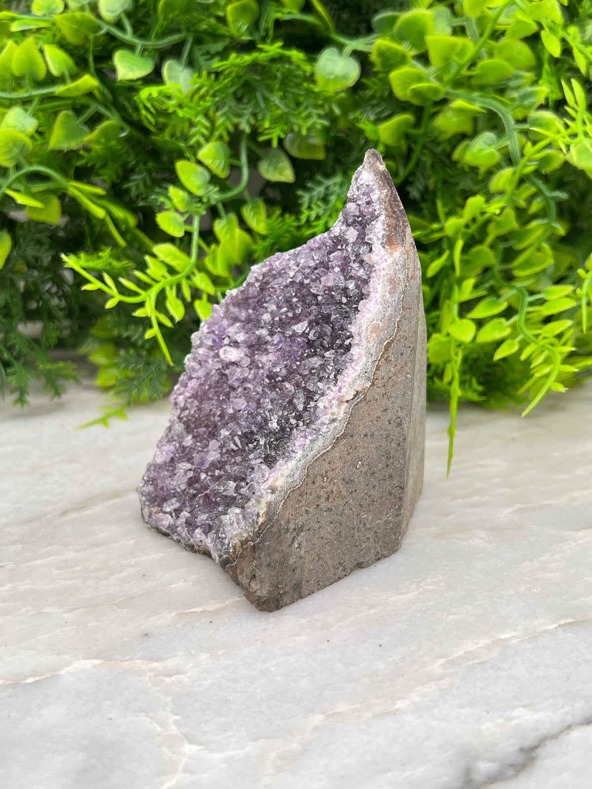 Amethist cluster cut base