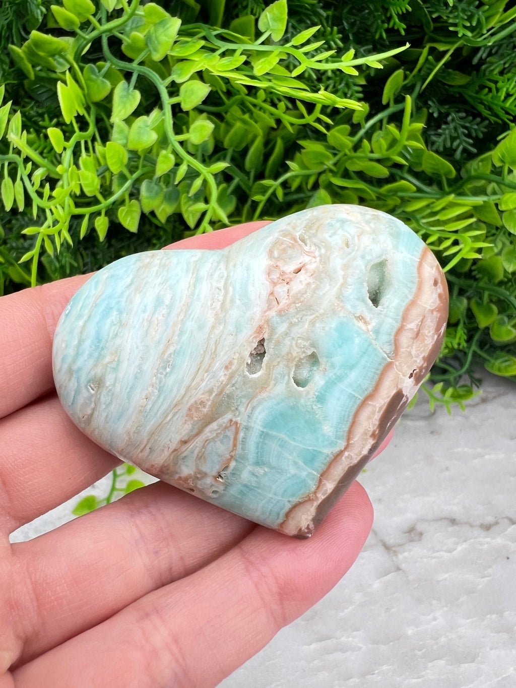 Blaues Aragonit (Caribean Blue Calcite) Herz (6 cm) von KEY LIME STORE