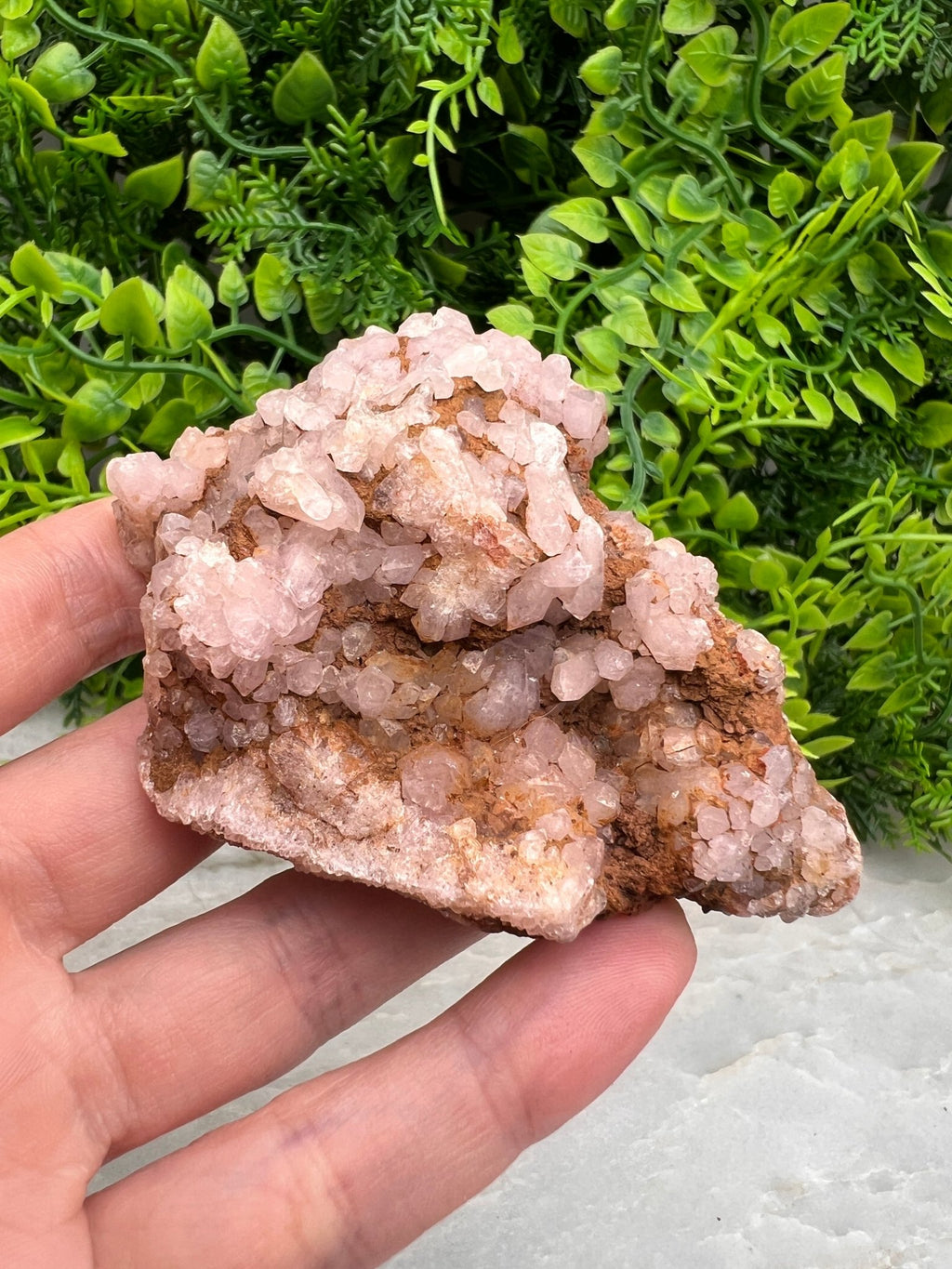Rosa Amethyst-Cluster (8 cm) von KEY LIME STORE