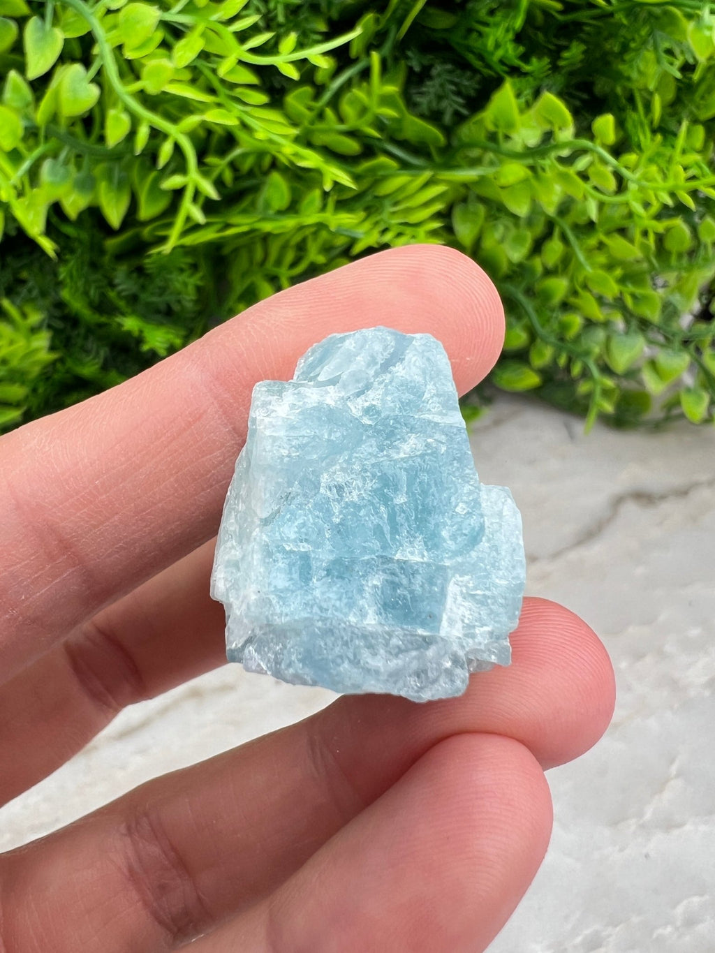 Aquamarin, roh (3 cm) von KEY LIME STORE