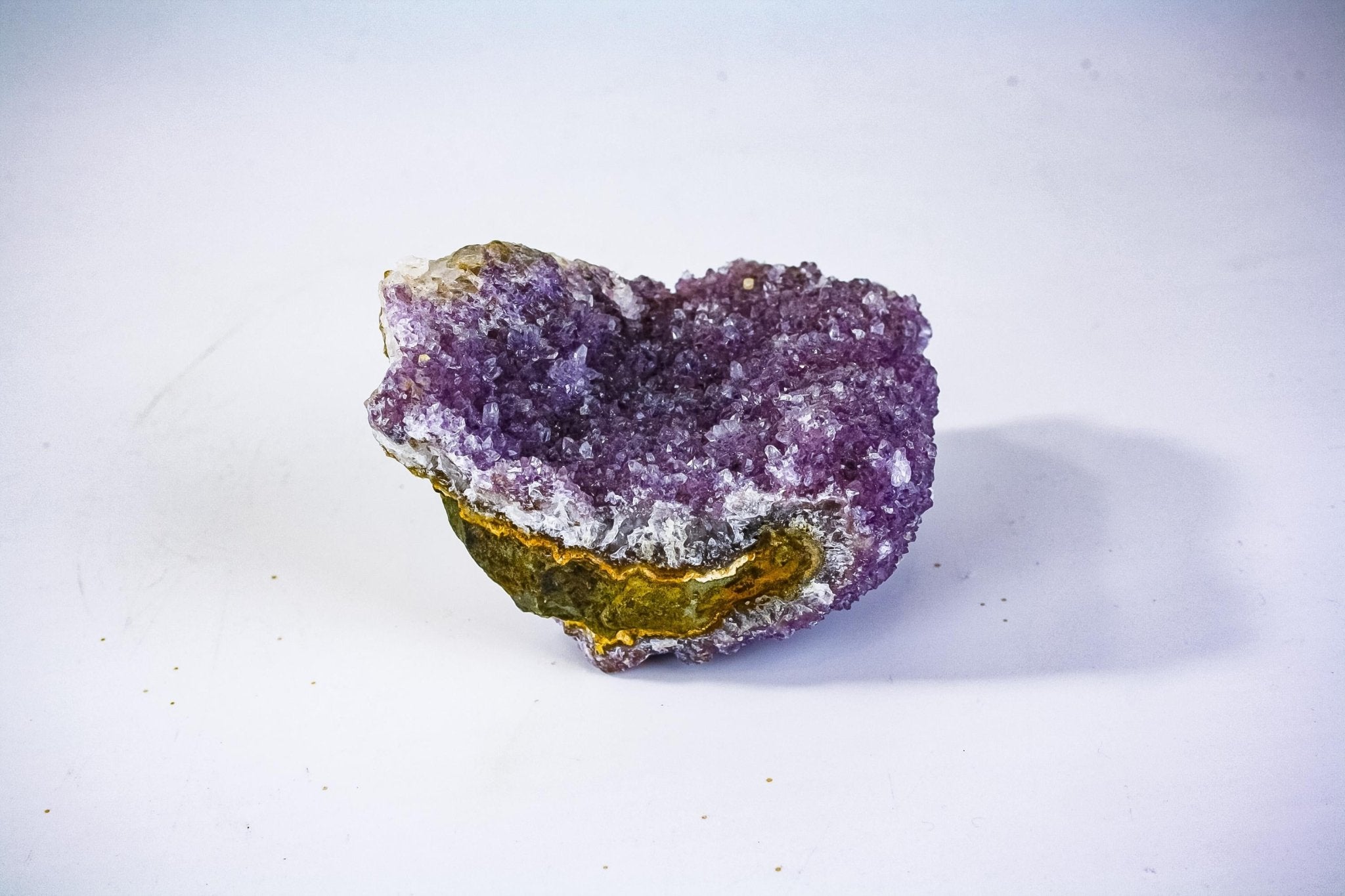 Amethyst-Kristallcluster, 545 Gramm – 11 cm lang, von KEY LIME STORE