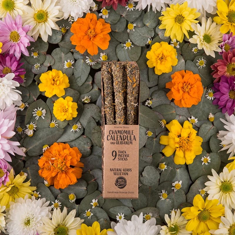 Sagrada Madre Herbal Incense: Chamomile, Calendula & Olibanum (±44g)