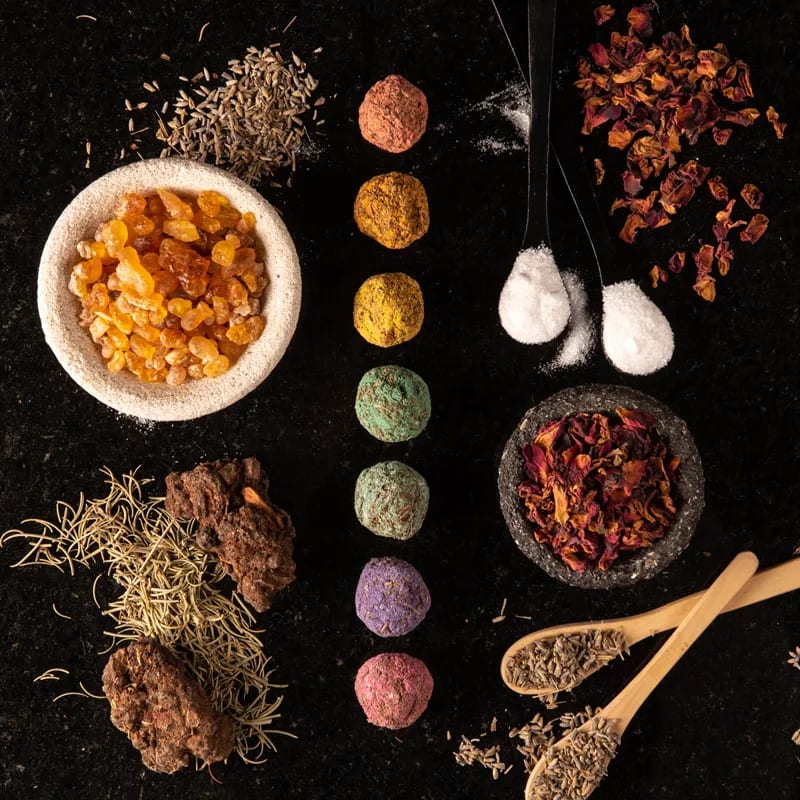 7 chakra smudge bombs Sagrada Madre Premium (±58g)