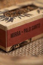 Palo Santo smudge stick, Sagrada Madre Sahumitos Mirre (4x4x12cm)