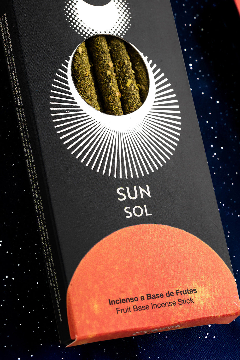 Sagrada Madre wierook, Cosmos Zon (±24g)
