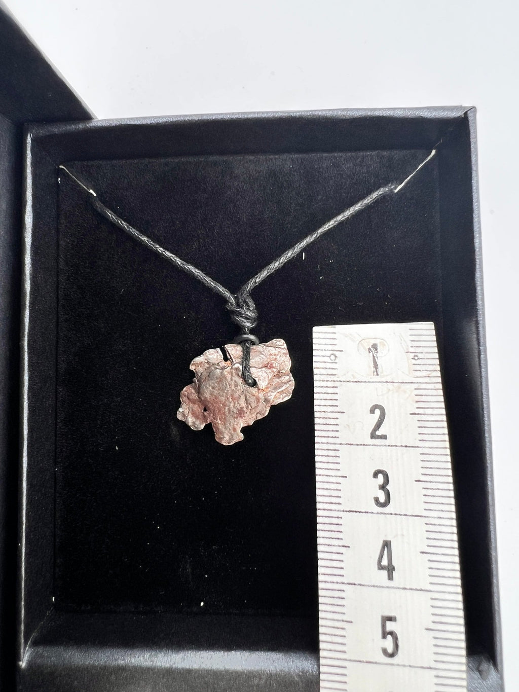 Meteorit an einer Kette von KEY LIME STORE