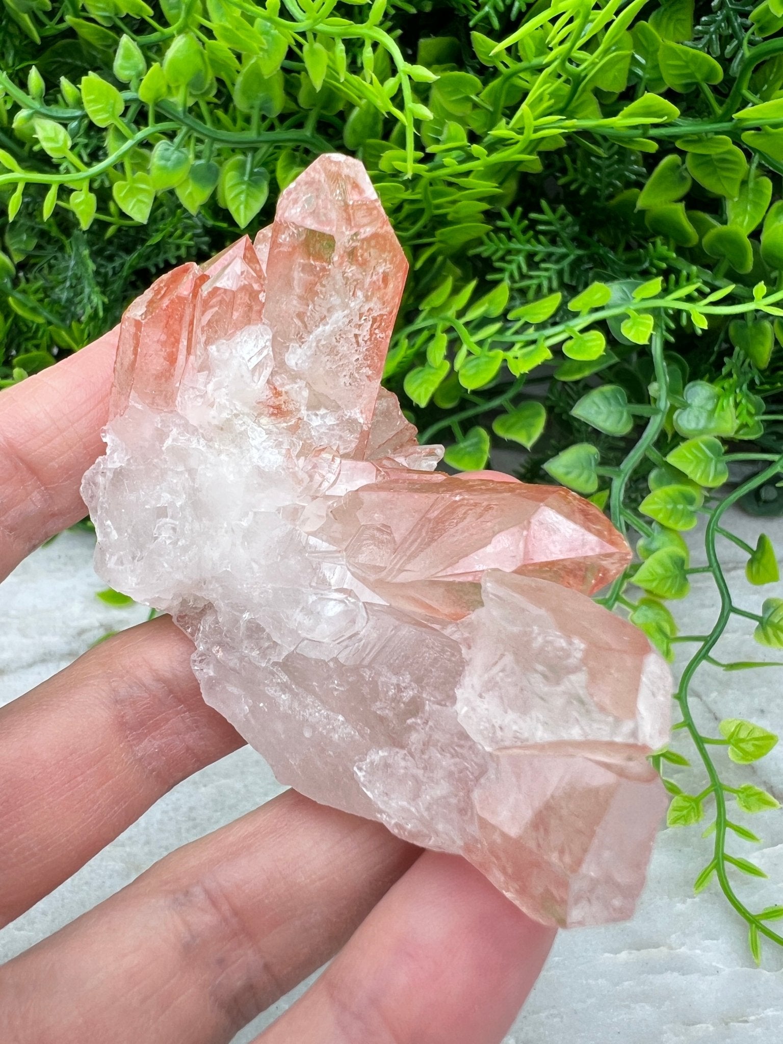 Red Healer (Hämatit-Quarz)-Cluster (7 cm) von KEY LIME STORE
