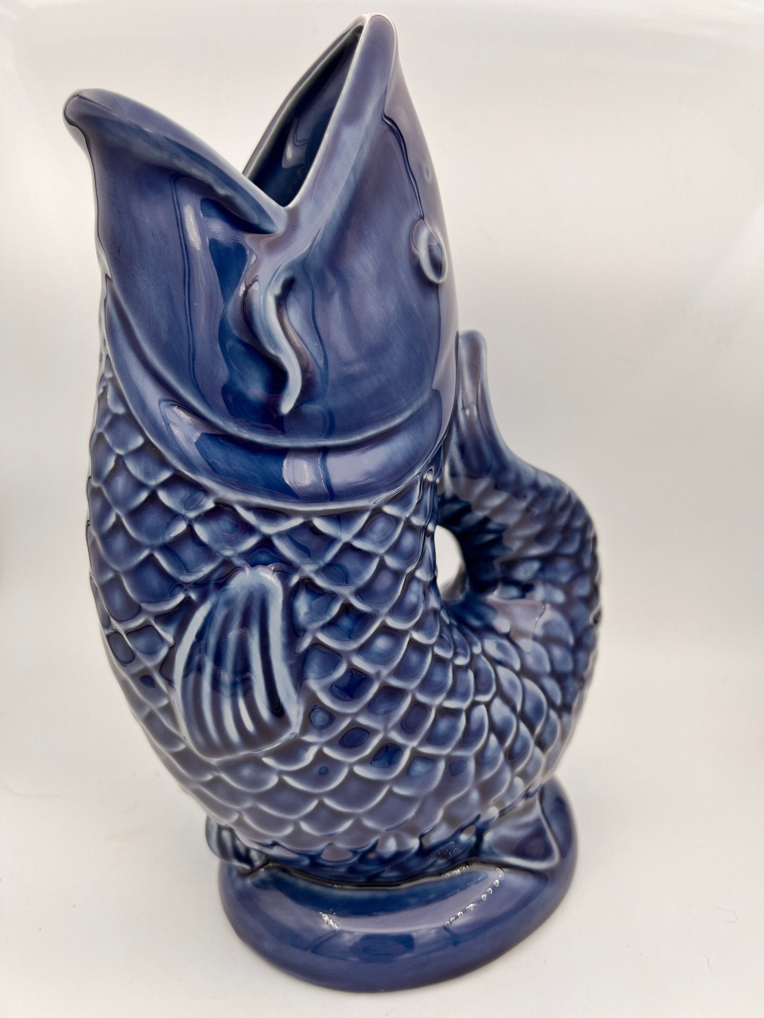 Blaue Fischvase, 26 cm hoch, von KEY LIME STORE