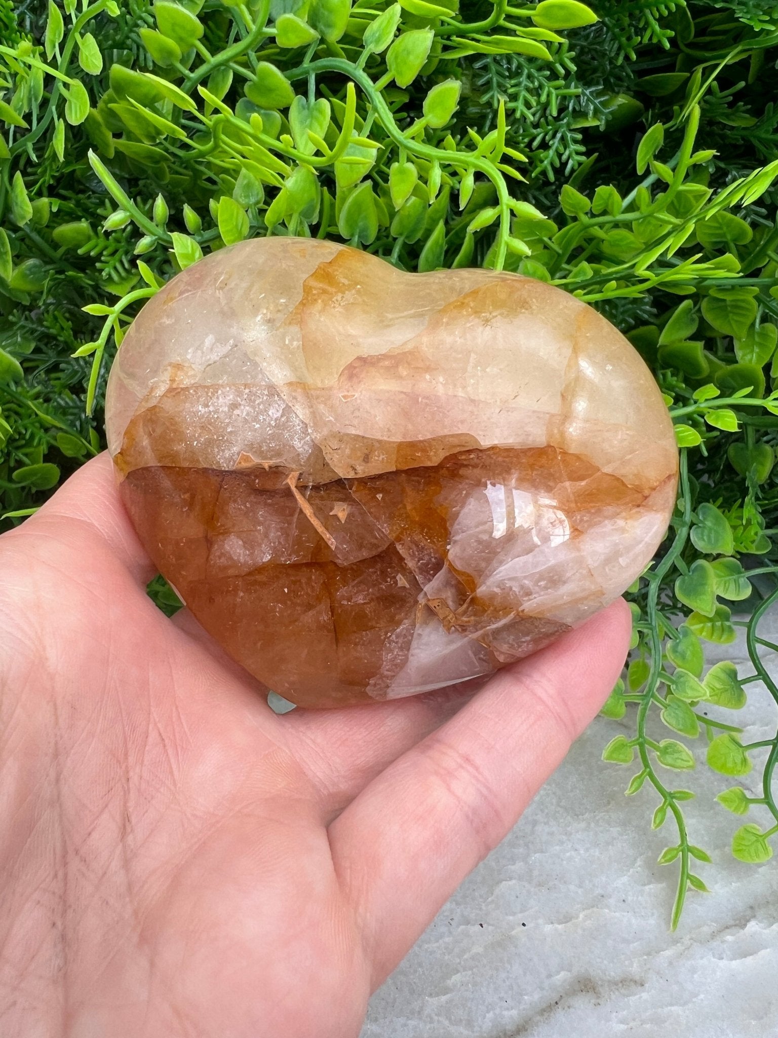 Golden Healer (Limonitquarz)-Herz (8 cm) von KEY LIME STORE