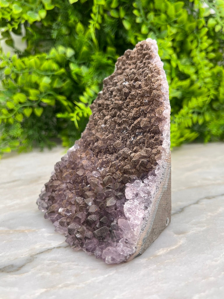Amethist cluster cut base