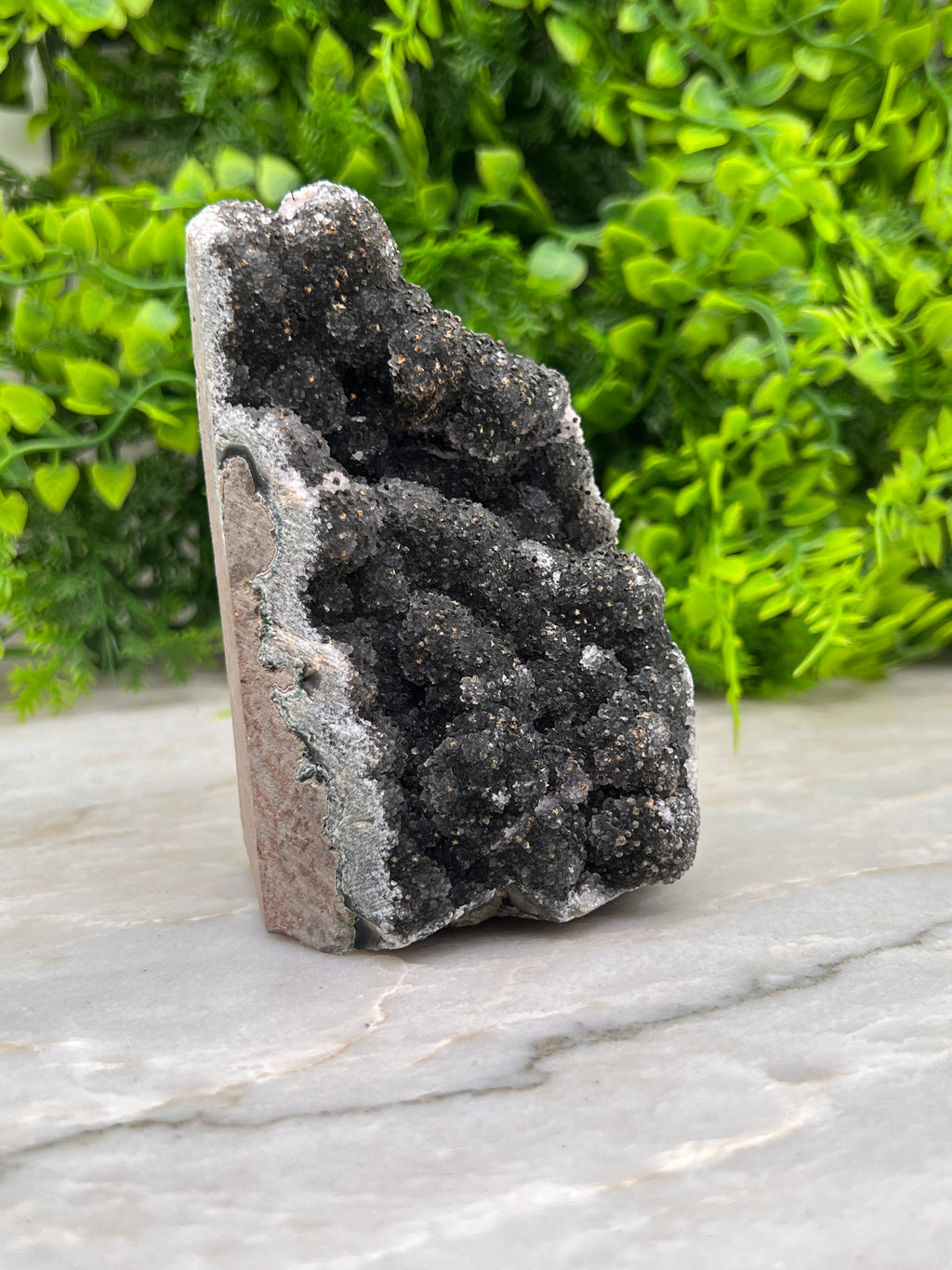 Amethist cluster cut base
