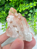 Red Healer (Hämatit-Quarz)-Cluster (7 cm) von KEY LIME STORE