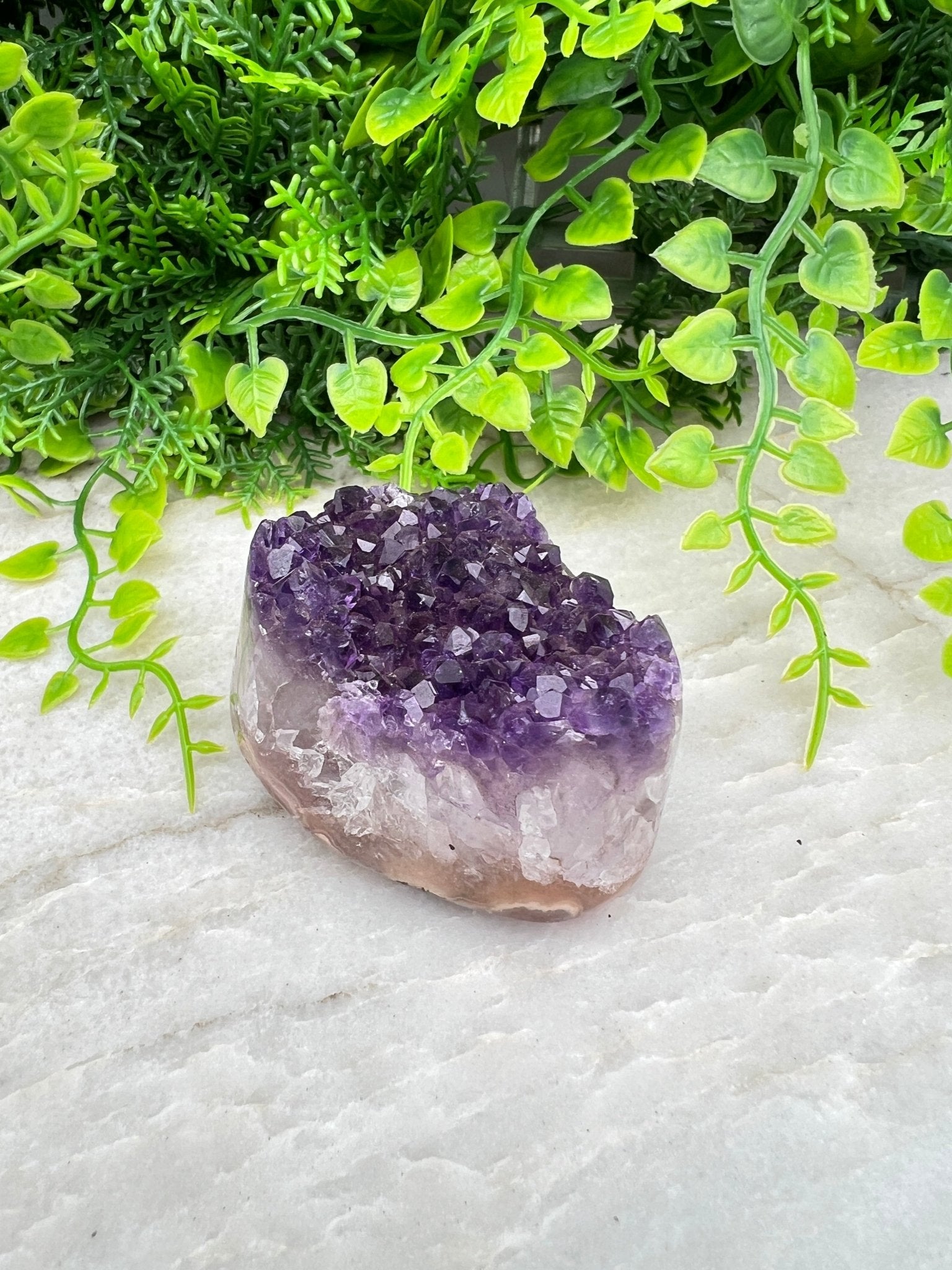 Polierter Amethyst-Cluster (5 cm) von KEY LIME STORE