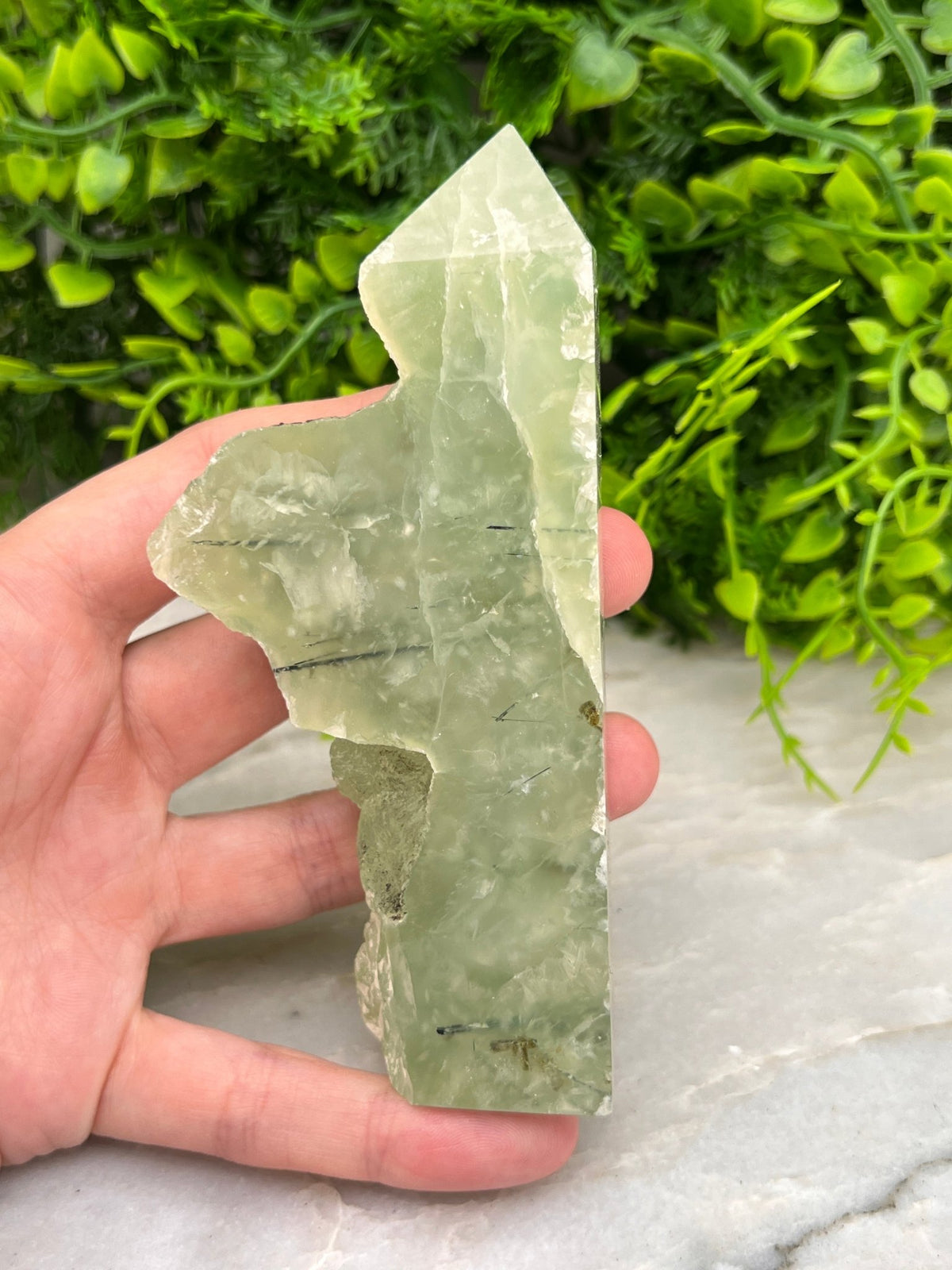 Prehniet toren half ruw half gepolijst by KEY LIME STORE