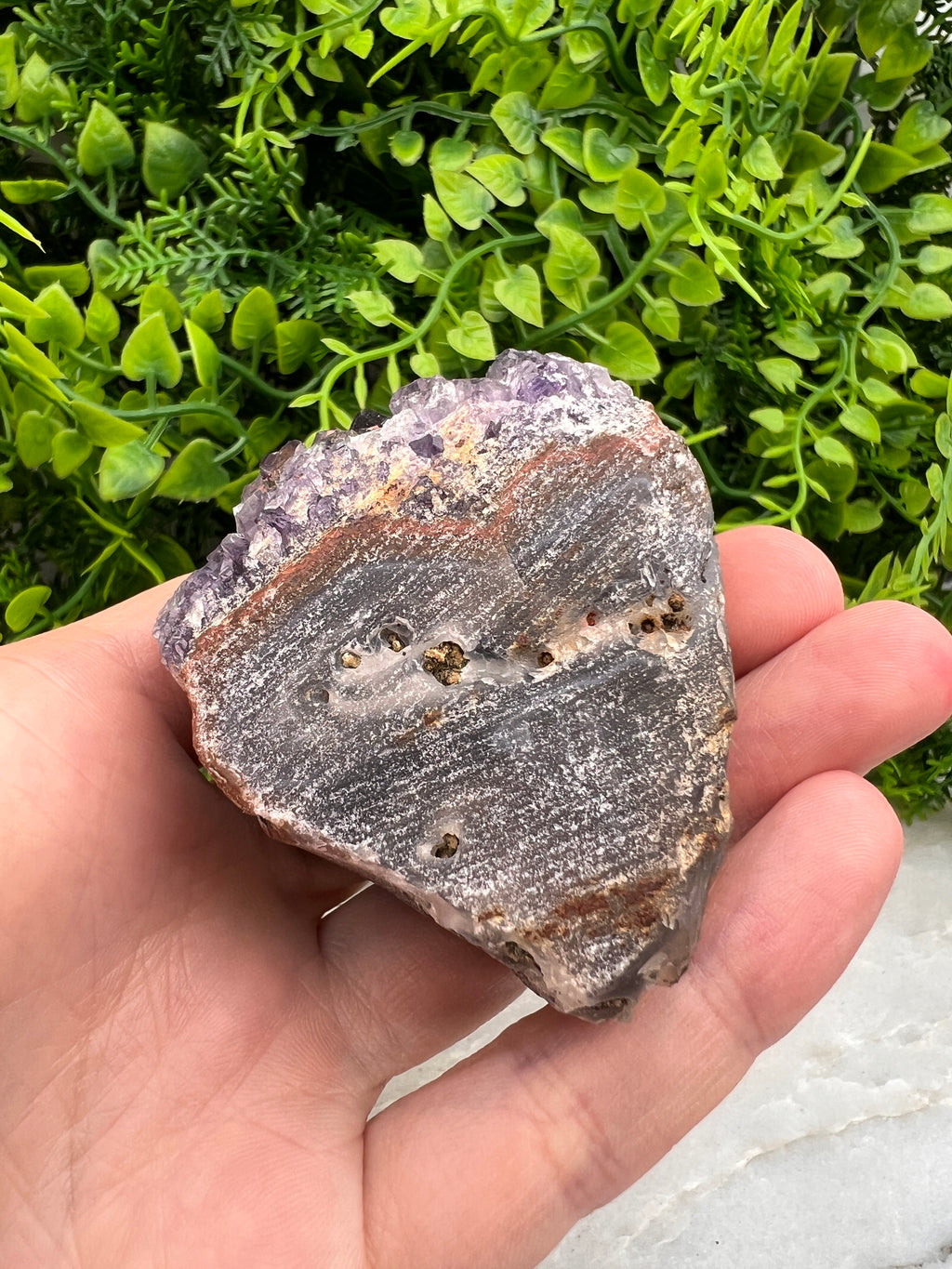 Amethist cluster cut base