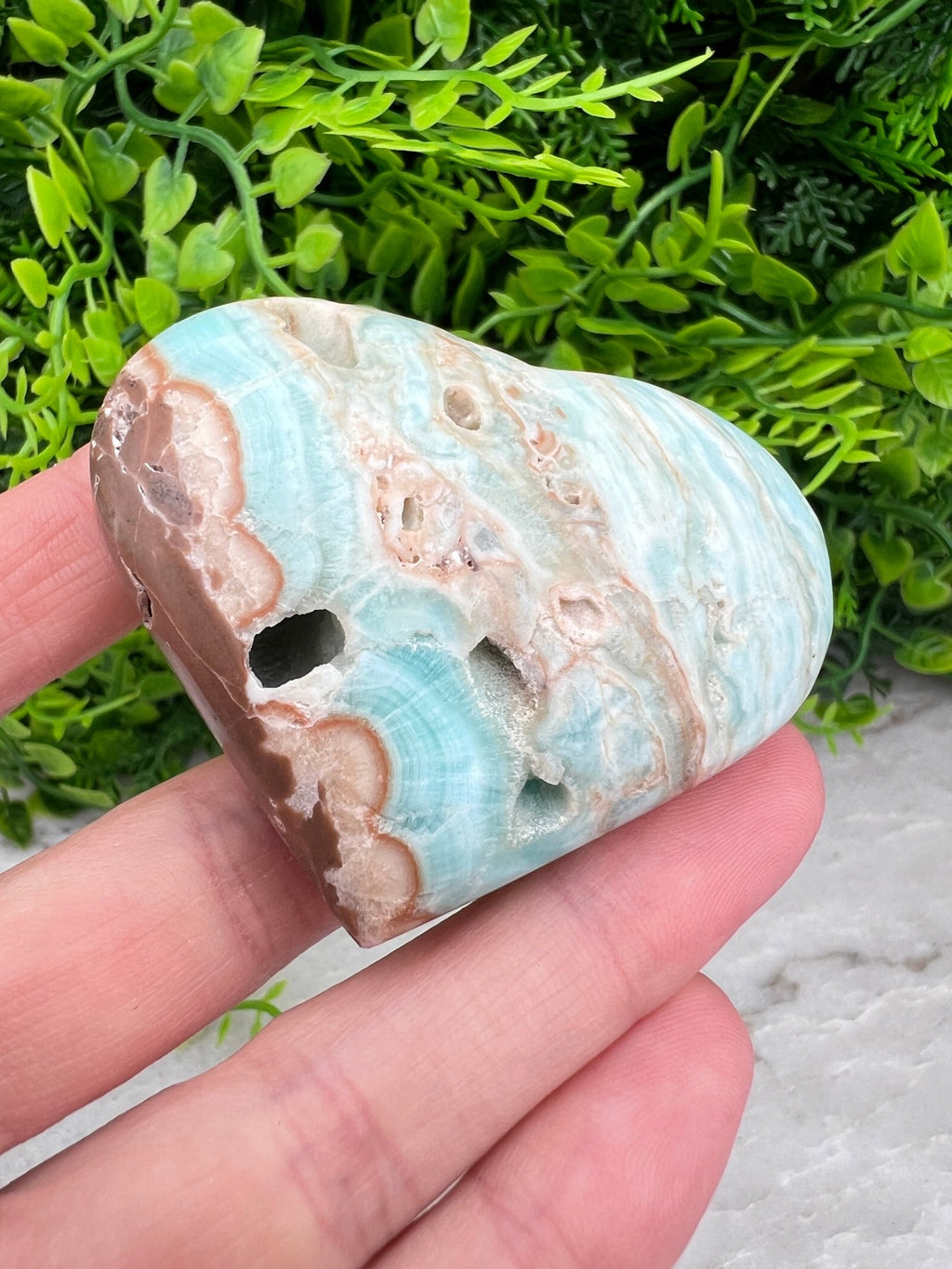 Blaues Aragonit (Caribean Blue Calcite) Herz (6 cm) von KEY LIME STORE