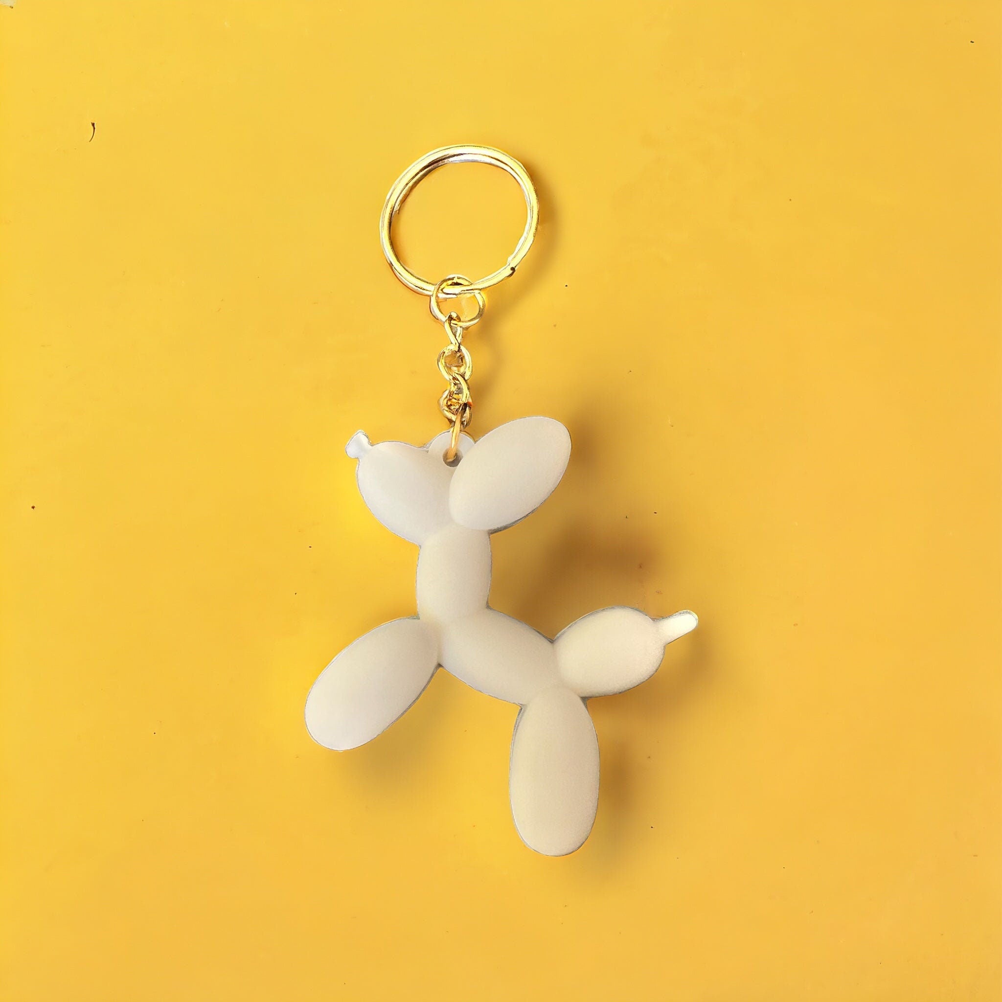 Balloon animal white keychain