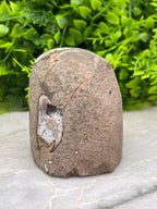 Amethist geode cut base by KEY LIME STORE