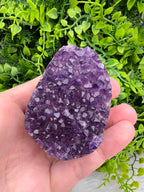 Amethist cluster rondom gepolijst