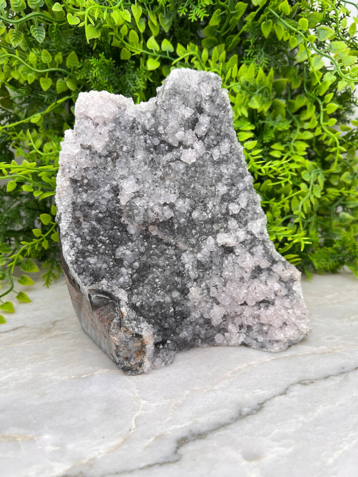 Grijze Amethist cluster XL by KEY LIME STORE