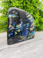 Labradoriet sculptuur by KEY LIME STORE