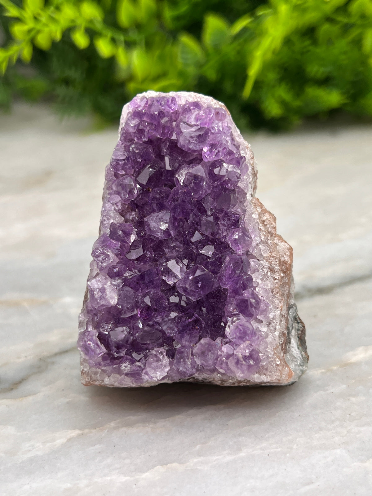 Amethist cluster cut base