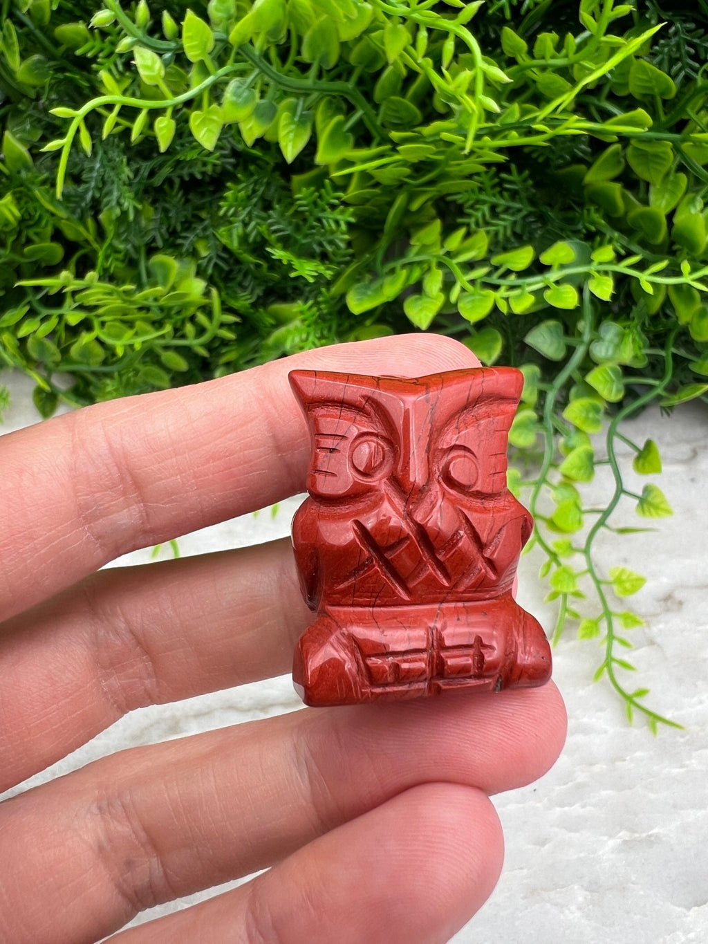 Rote Jaspis-Eule (3 cm) von KEY LIME STORE