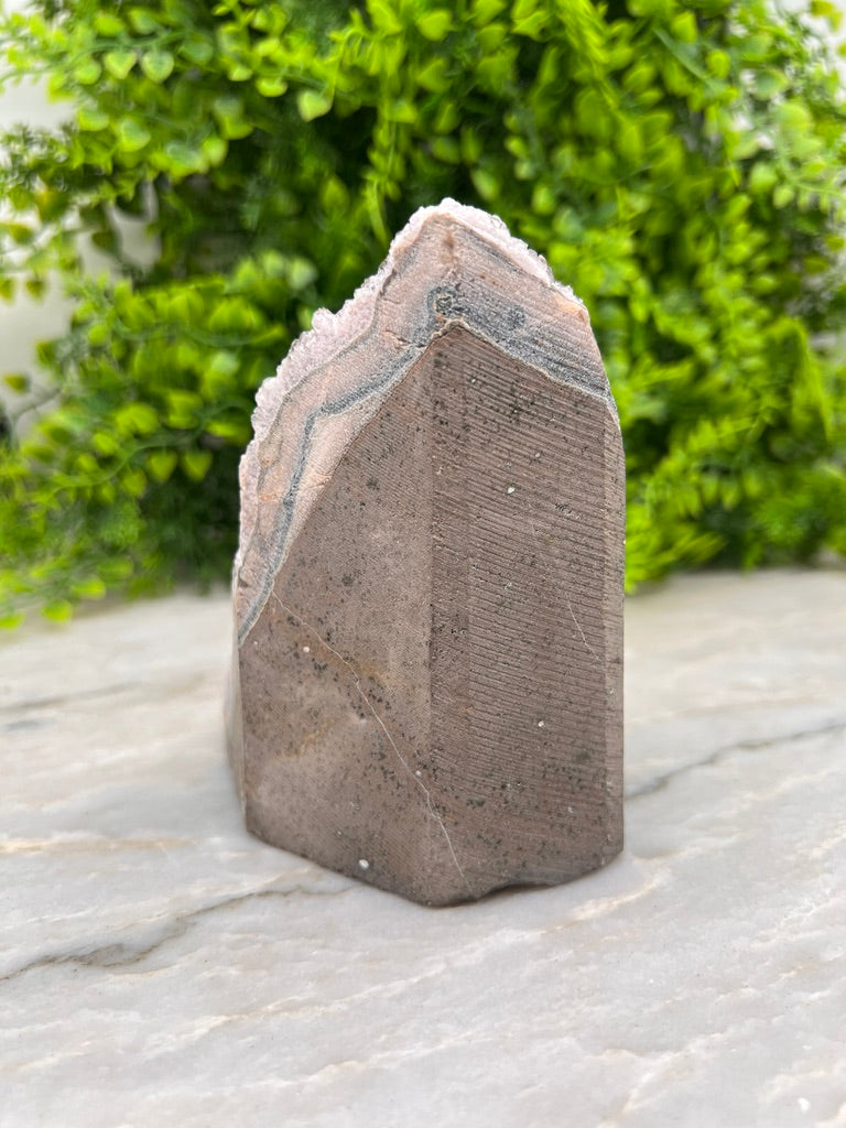 Amethist cluster cut base
