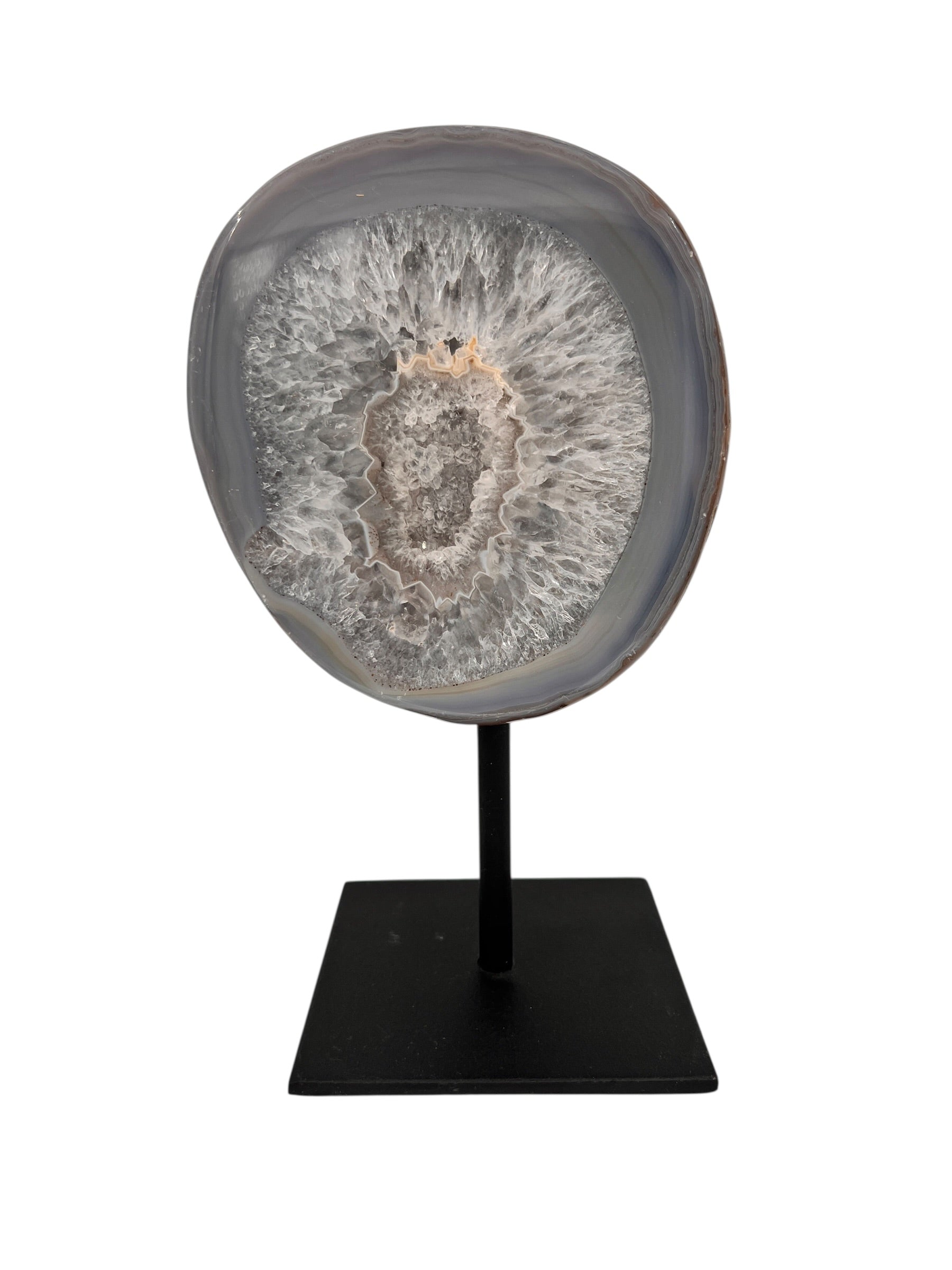 Halve agaat op standaard 1.731 kg