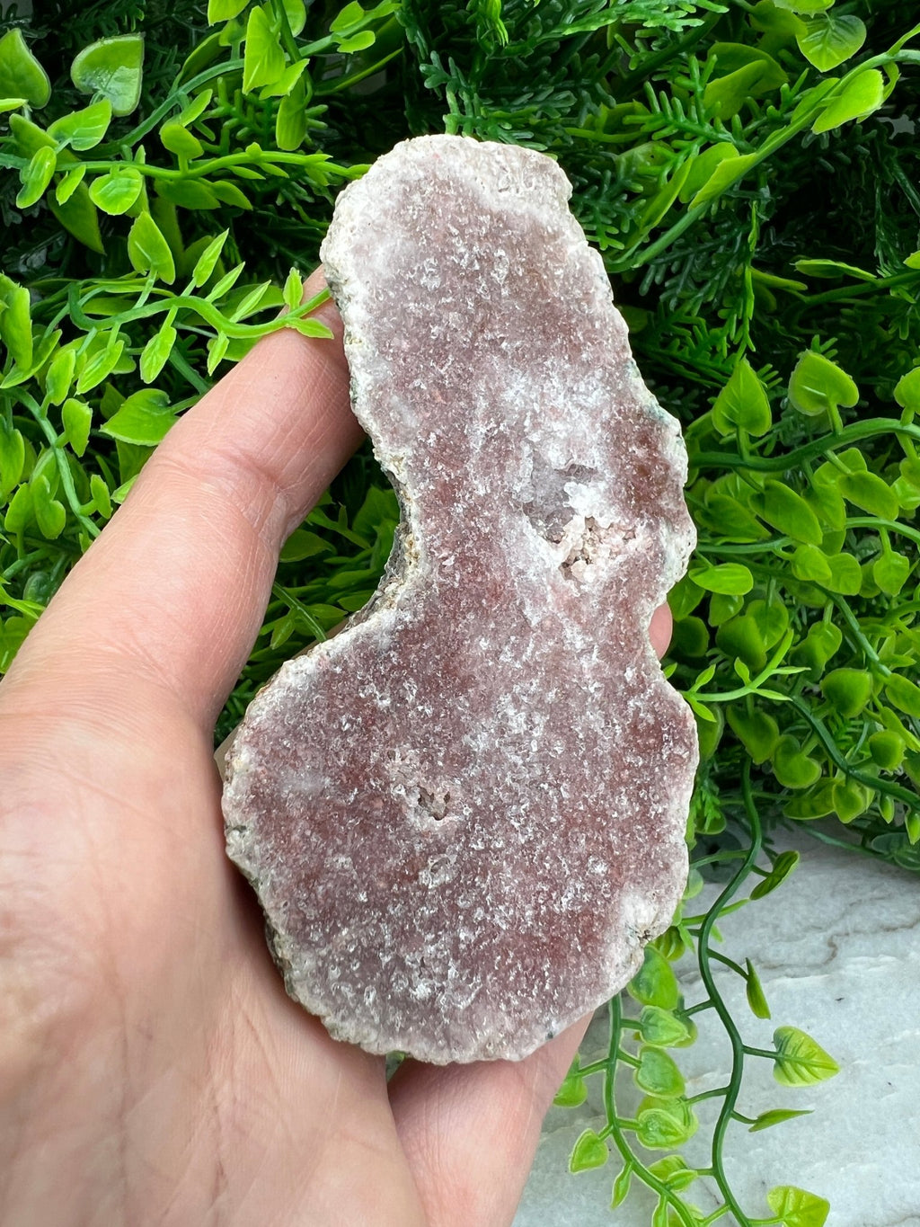 Rosa Amethyst-Cluster (9 cm) von KEY LIME STORE