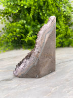 Amethist cluster cut base