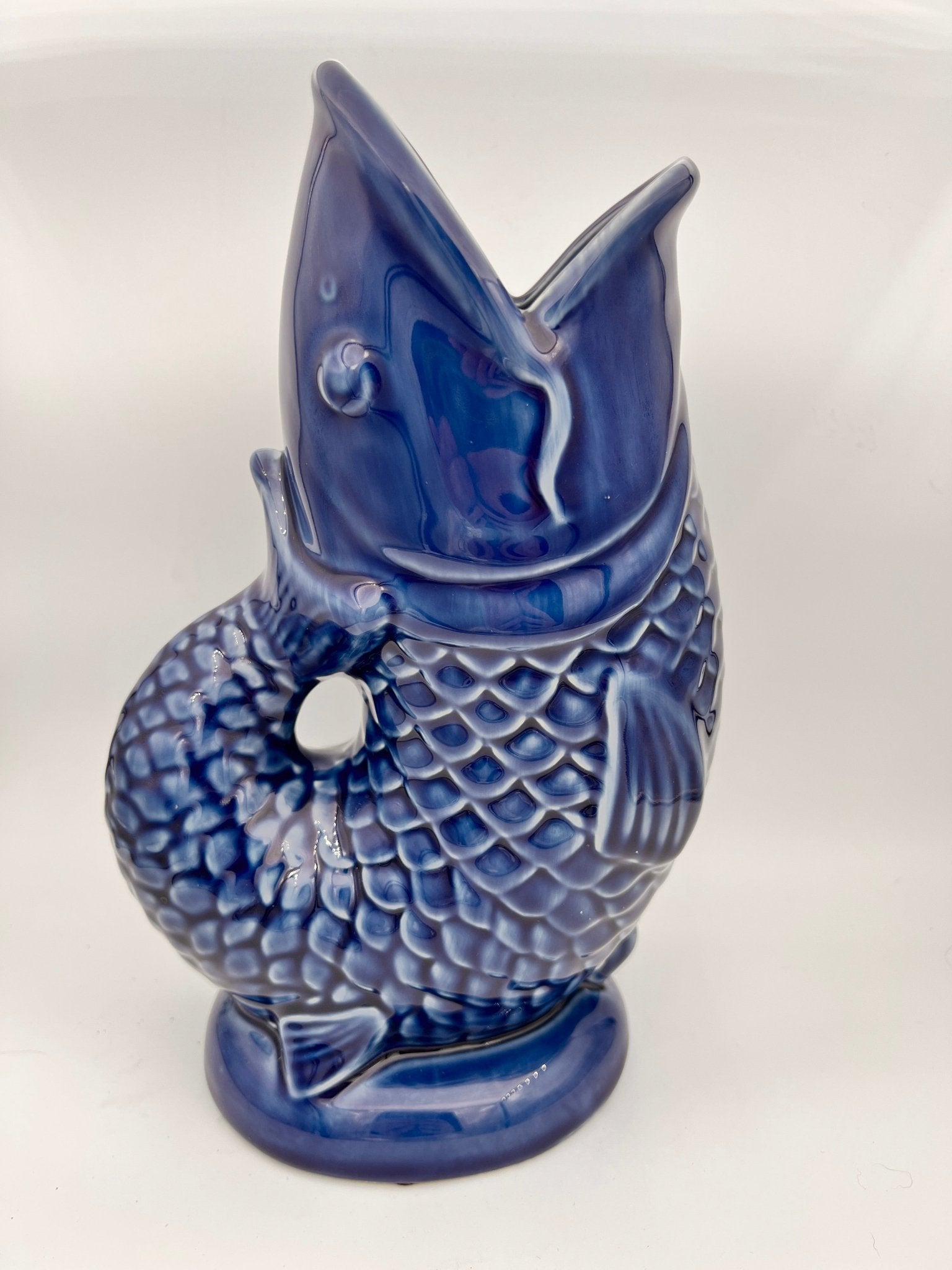 Blaue Fischvase, 26 cm hoch, von KEY LIME STORE