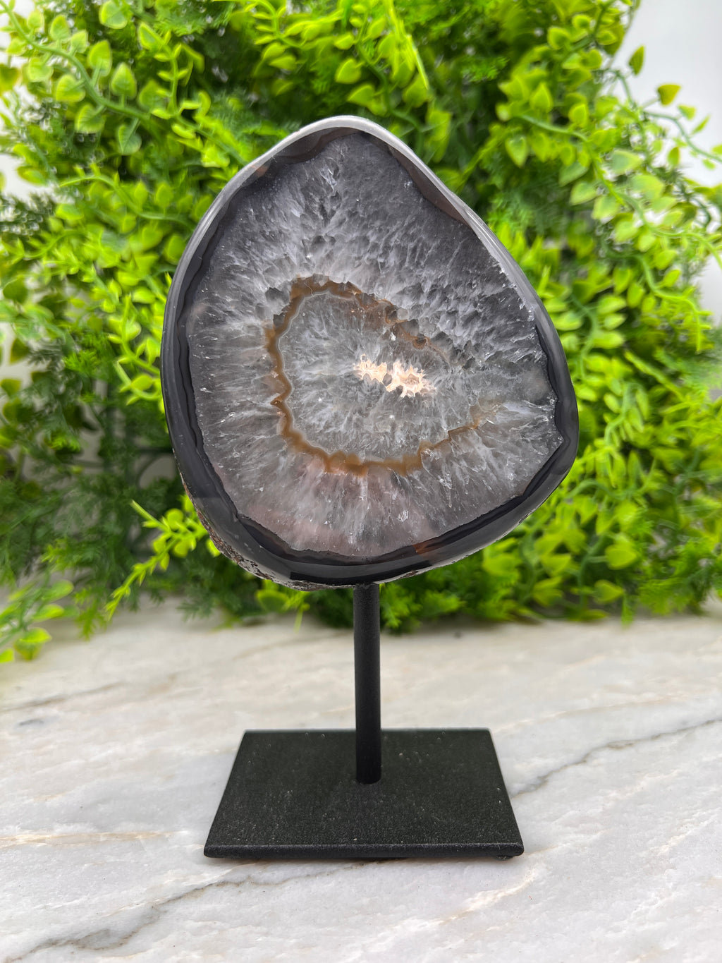 Agaat op standaard (16 cm)