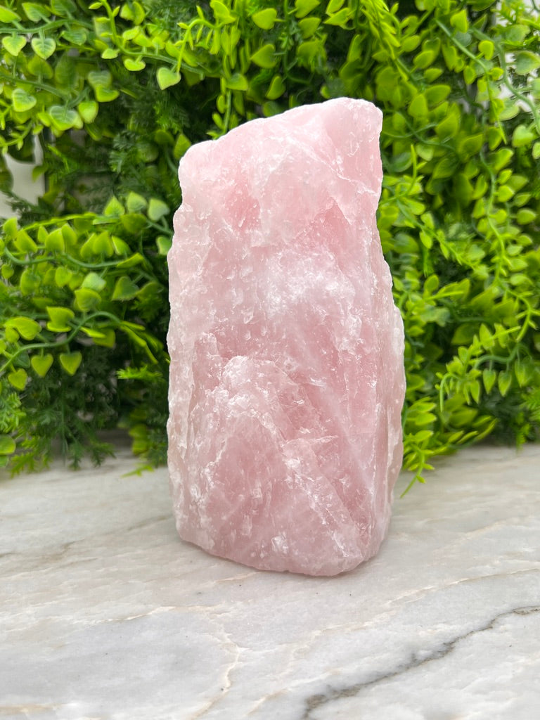 Rozenkwarts ruw cut base