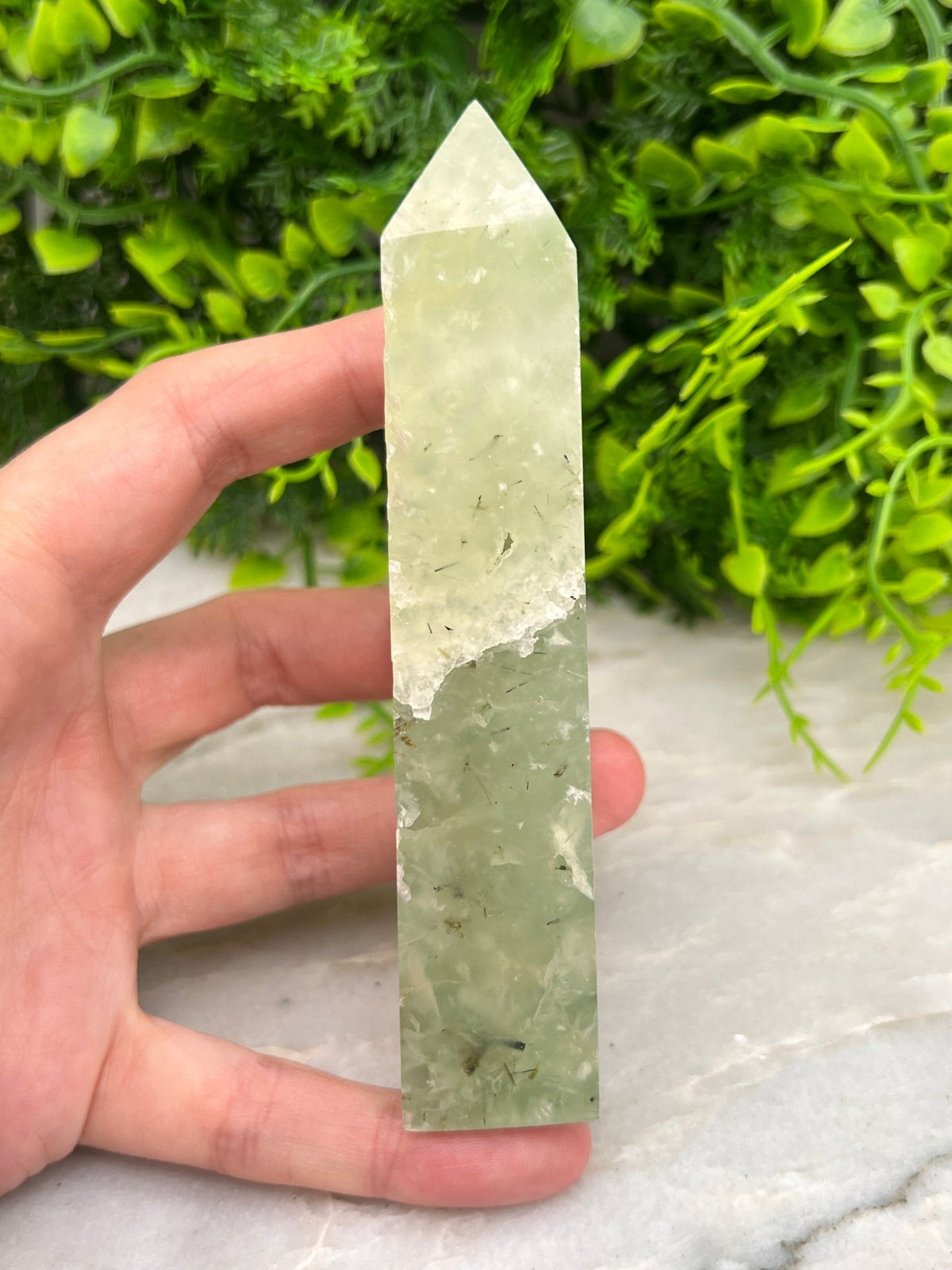 Prehniet toren half ruw half gepolijst by KEY LIME STORE
