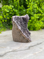 Amethist cluster cut base