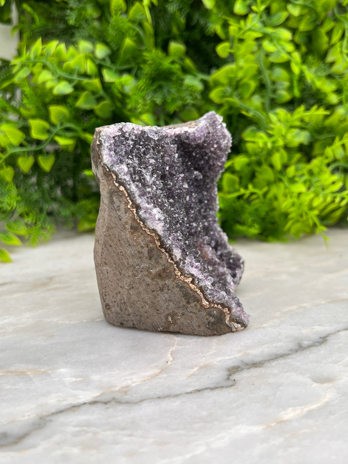 Amethist cluster cut base