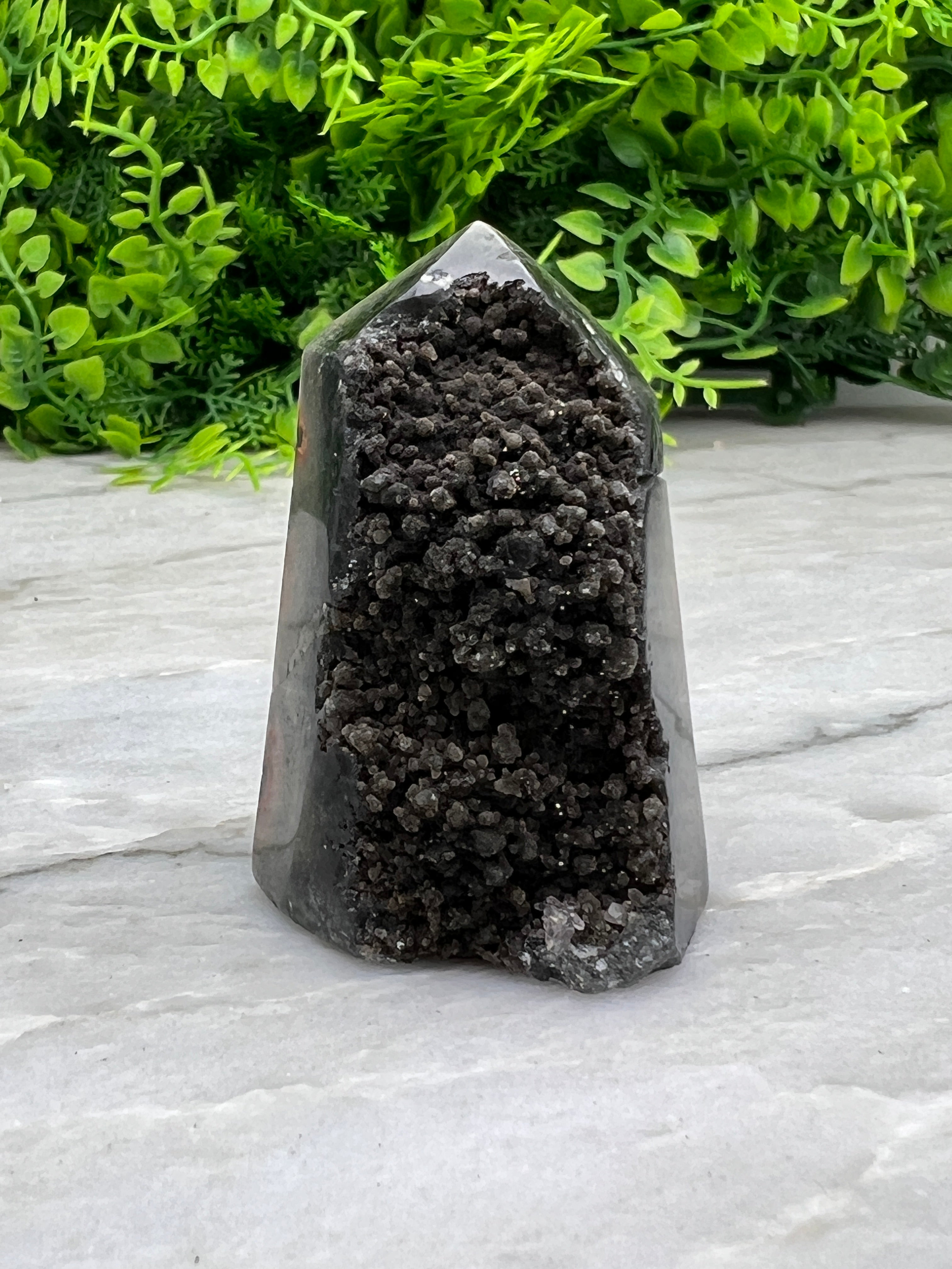 Tour en améthyste foncée (5 cm)