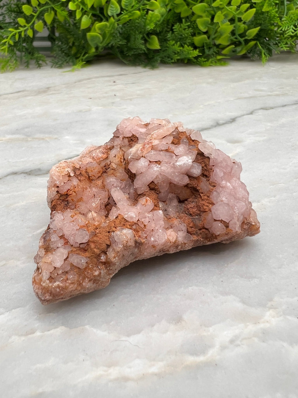 Rosa Amethyst-Cluster (8 cm) von KEY LIME STORE