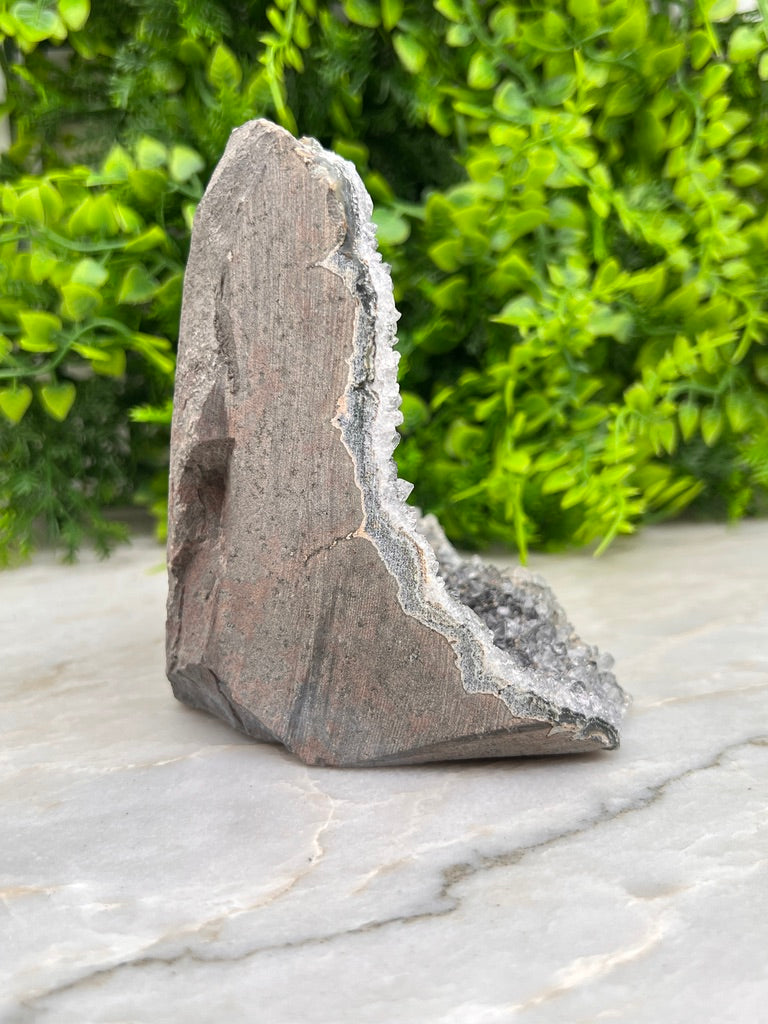 Amethist cluster cut base