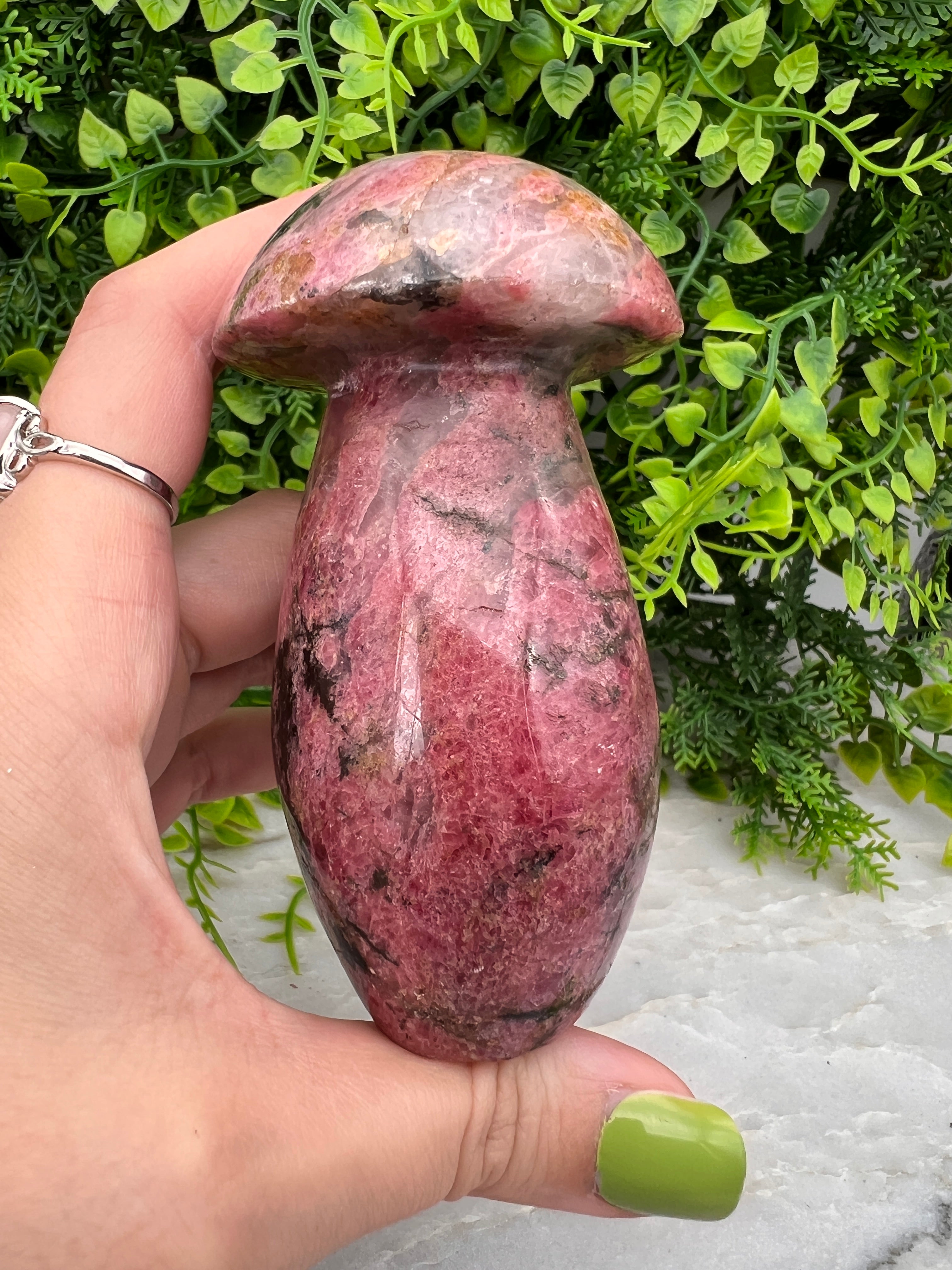Rhodonit-Pilz (10,5 cm / 382 g)