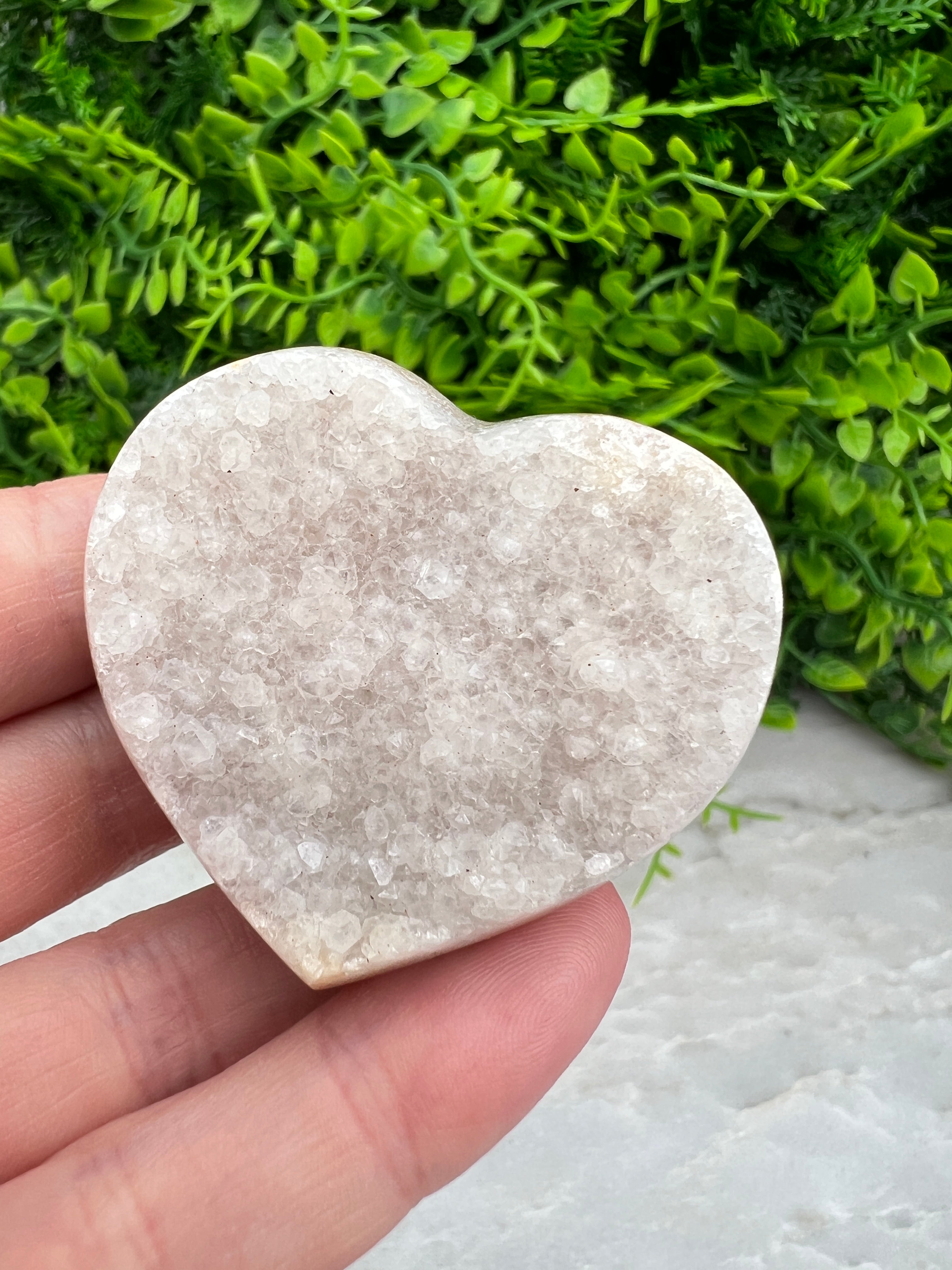 Sugar Amethyst Heart (5 cm)